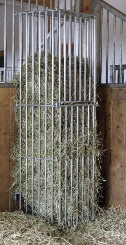 Lifestyle: KERBL Heuraufe SlowFeed Plus mit Aufsatz, 81 x 195 x 41 cm Fassungsvermögen 29 kg, für Pferde