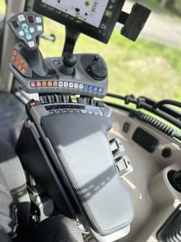 Produktbild: Armlehne ALF3 für Traktor Fendt Vario 300, 500, 600, 700, 900, 1000 – Ausstattung FendtONE