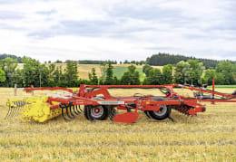 Lifestyle: Pöttinger Grubber PLANO VT 6060