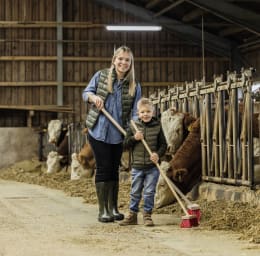 Lifestyle: KERBL Straßenbesen Mini Breite 31 cm, für Kinder ab 5 Jahren