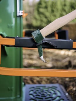 Lifestyle: Posch® Holzspalter BayWa Sondermodell HydroCombi 17 MR mit Seilwinde 500
