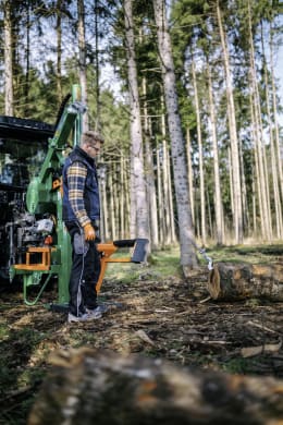 Lifestyle: Posch® Holzspalter BayWa Sondermodell HydroCombi 17 MR mit Seilwinde 500