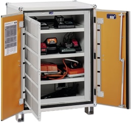 Produktbild: Cemo Akku-Ladeschrank Premium Plus 8/10 400 V, mit Füßen, 4 Ebenen, Kapazität 6 kWh, mit lockEX 2.0, 12123