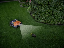 Lifestyle: Husqvarna® Mähroboter Automower® 540 EPOS®