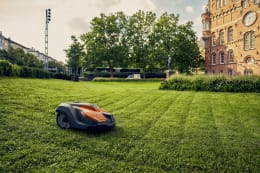 Lifestyle: Husqvarna® Mähroboter Automower® 520 EPOS®