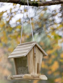 Lifestyle: KERBL Vogelhaus Schneeberg 31 x 24,5 x 19 cm, 2,5 l