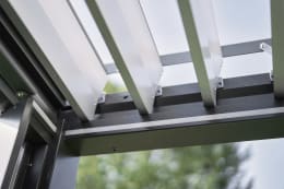 Lifestyle: biohort® Pergola quarzgrau-metallic, Lamellendach weiß