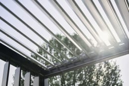 Lifestyle: biohort® Pergola quarzgrau-metallic, Lamellendach quarzgrau-metallic
