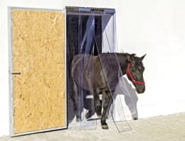 Lifestyle: KERBL Streifenvorhang 1.300 x 2.250 mm für Paddock- und Boxentüren, Komplettset