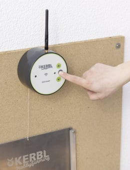 Lifestyle: KERBL Türöffner mit Seilzug für automatische Hühnerklappe App-Steuerung
