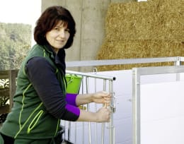Lifestyle: KERBL Kälberbox mit 1 Liegeplatz