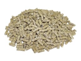Produktbild: Lockfutter für Rinder in Pelletform, grünlich-beige
