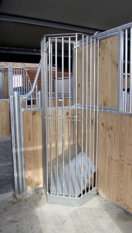 Lifestyle: Growi® Sockel Höhe 220 mm für Heuraufe Pidero und Lento