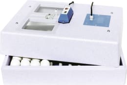 Produktbild: BRUJA Brutmaschine 3000 Premium mit automatischer Wendung für Hühner-/Enteneier