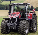 Lifestyle: Massey Ferguson Traktor 9S