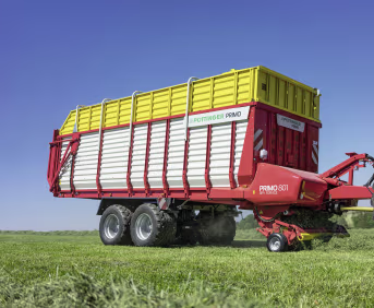 Lifestyle: Pöttinger Ladewagen Primo 801 L Dry Forage Ladevolumen 48 m³ mit Förderschwingen