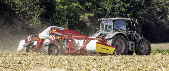 Lifestyle: Pöttinger Bandschwader Mergento VT 9220 Schwadablage mittig, seitlich, gezogen, Heck