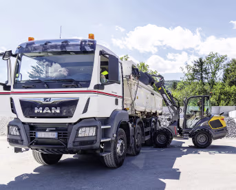 Produktbild: MECALAC Radlader MCL8, Hubkraft 2.517 daN