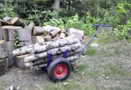 Lifestyle: Holztrolley für Meterholzstämme bis zu 50 cm Durchmesser oder Holzbündel