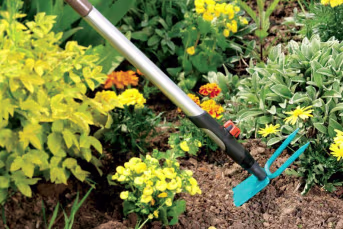 Lifestyle: GARDENA Gartenhacke 03218-20