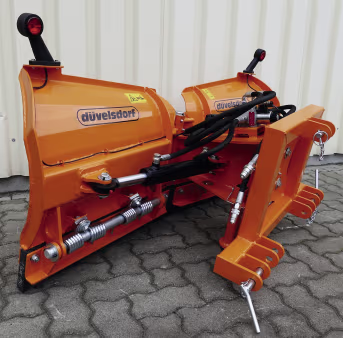 Produktbild: Düvelsdorf Schneepflug Kommunal in Orange mit Hydraulikschläuchen und Warnleuchten