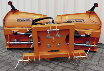 Produktbild: Düvelsdorf Schneepflug Kommunal in Orange mit Warnleuchten und hydraulischer Federung