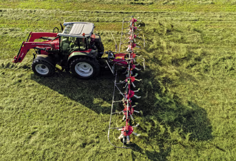 Lifestyle: Massey Ferguson Traktor MF 5711 M 86 kW (115 PS) bei 2.000 min⁻¹