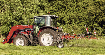 Lifestyle: Massey Ferguson Traktor MF 5709 M 71 kW (95 PS) bei 2.000 min⁻¹