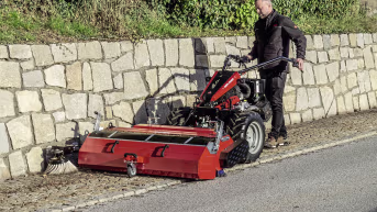 Lifestyle: KÖPPL Einachsschlepper Taurus Benzin, Antrieb hydrostatisch