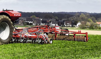 Lifestyle: GÜTTLER® Striegel-Walzen-Kombination GreenMaster® Zinkensaat