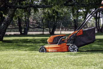 Produktbild: Husqvarna® Akku-Rasenmäher LC 247i