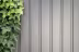 Lifestyle: Biohort Gerätehaus AvantGarde mit Pultdach A7 260 x 300 cm quarz-grau, metallic Doppeltür