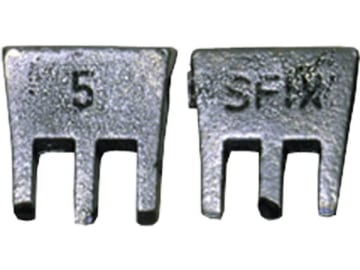 Hammerkeil 32 mm, Gr. 5, wechselseitig angeschliffen für Stiele Äxte und Hämmer Hammerkeil 32 mm, Gr. 5, wechselseitig angeschliffen für Stiele Äxte und Hämmer