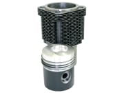 Kolben-/Zylindersatz für 1 Zylinder, Motor KHD FL912, Standard, Anzahl Ringe 4, für Deutz-Fahr, Fendt Kolben-/Zylindersatz für 1 Zylinder, Motor KHD FL912, Standard, Anzahl Ringe 4, für Deutz-Fahr, Fendt