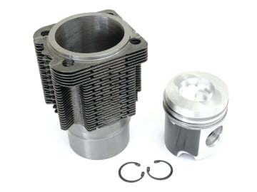 Kolben-/Zylindersatz für 1 Zylinder, Motor KHD BFL913, Ringträgerkolben, Kolben-Kühlkanal, Anzahl Ringe 3, für Deutz-Fahr Kolben-/Zylindersatz für 1 Zylinder, Motor KHD BFL913, Ringträgerkolben, Kolben-Kühlkanal, Anzahl Ringe 3, für Deutz-Fahr