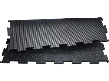 BELMONDO® Stallmatte "Classic" 100 x 100 x 1,8 cm, für schwere und aktive Pferde, Boxen und Liegeflächen BELMONDO® Stallmatte "Classic" 100 x 100 x 1,8 cm, für schwere und aktive Pferde, Boxen und Liegeflächen