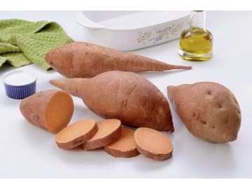 Süßkartoffel Setzlinge Beauregard Bio Palette mit 84 Setzlinge klassische Süßkartoffel mit tief orangenem Fruchtfleisch Süßkartoffel Setzlinge Beauregard Bio Palette mit 84 Setzlinge klassische Süßkartoffel mit tief orangenem Fruchtfleisch
