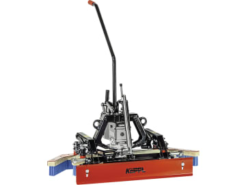KÖPPL Einkehrmaschine "EK 100" 100 cm für Einachsschlepper Serie 500, Frästalent, Compakt Easy, Compakt Easy eDrive, Compakt Light, Atra, Compakt Comfort, Compakt Comfort eDrive KÖPPL Einkehrmaschine "EK 100" 100 cm für Einachsschlepper Serie 500, Frästalent, Compakt Easy, Compakt Easy eDrive, Compakt Light, Atra, Compakt Comfort, Compakt Comfort eDrive