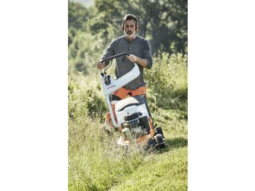 STIHL Benzin-Rasenmäher "RM 756 YC" 2,9 kW (3,9 PS) Schnittbreite 54 cm, , 6378 011 3421 STIHL Benzin-Rasenmäher "RM 756 YC" 2,9 kW (3,9 PS) Schnittbreite 54 cm, , 6378 011 3421