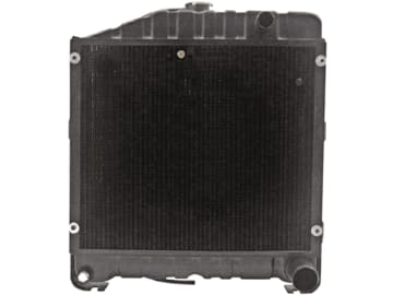 Wasserkühler für Case IH, Traktor 433, 533, 633, 733, 833, 933, 740, 840, 940 Wasserkühler für Case IH, Traktor 433, 533, 633, 733, 833, 933, 740, 840, 940