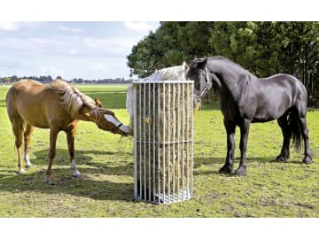 Growi® Heuraufe für Paddock 82 x 150 x 82 cm, für Pferde, loses Heu, feuerverzinkt, Bodenanker, 10059760 Growi® Heuraufe für Paddock 82 x 150 x 82 cm, für Pferde, loses Heu, feuerverzinkt, Bodenanker, 10059760