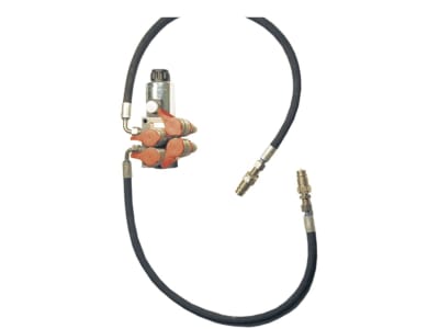 Zusatzsteuerventil 12 V DC 6/2 Wegeventil -TB-, Grundventilausführung, 12 VDC, ergänzt mit Kupplungsmuffen und -steckern, ohne Elektroteile Zusatzsteuerventil 12 V DC 6/2 Wegeventil -TB-, Grundventilausführung, 12 VDC, ergänzt mit Kupplungsmuffen und -steckern, ohne Elektroteile