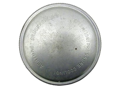 Kühlerverschluss, Ø-Stutzen 59 mm, für Case IH D 212, 217, 320, 322, 324, 326, 430, 432, 436, 439 Kühlerverschluss, Ø-Stutzen 59 mm, für Case IH D 212, 217, 320, 322, 324, 326, 430, 432, 436, 439
