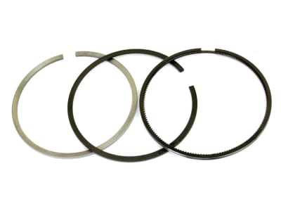 Kolbenringsatz, Motor 6T.590, Stärke 2,85 mm; 2,34 mm; 3,97 mm, für Case IH 5120, 5140, 5150, 5220, 5240, 5250, MX100, MX110, MX120, MX135, MX150, MX170, SPX3150, SPX3185 Kolbenringsatz, Motor 6T.590, Stärke 2,85 mm; 2,34 mm; 3,97 mm, für Case IH 5120, 5140, 5150, 5220, 5240, 5250, MX100, MX110, MX120, MX135, MX150, MX170, SPX3150, SPX3185