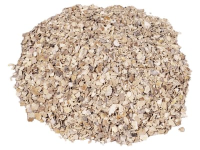 GALLUGOLD Austernschalen Einzelfuttermittel mit hohem Calciumgehalt aus Muschelschalen für wachsendes und legendes Geflügel Hühnerfutter Granulat 5 kg Sack GALLUGOLD Austernschalen Einzelfuttermittel mit hohem Calciumgehalt aus Muschelschalen für wachsendes und legendes Geflügel Hühnerfutter Granulat 5 kg Sack