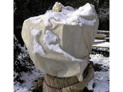 NOOR Wintervlies 30 beige 1,5 x 5 m NOOR Wintervlies 30 beige 1,5 x 5 m