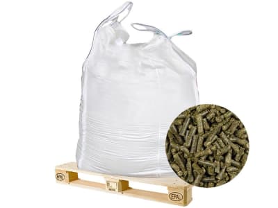 Pegus Natural Wiesencobs (Vorteilspackung) naturbelassener, eiweiß- und staubarmer Heuersatz für Pferde zum Einweichen Pellet 800 kg BigBag Pegus Natural Wiesencobs (Vorteilspackung) naturbelassener, eiweiß- und staubarmer Heuersatz für Pferde zum Einweichen Pellet 800 kg BigBag