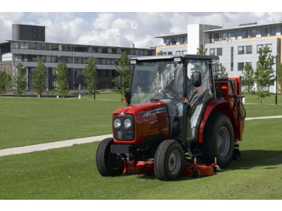 Massey Ferguson Traktor MF1533 Massey Ferguson Traktor MF1533