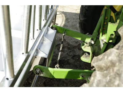 KERBL Heuraufe "Standard" B x H x T: 2,30 x 2,50 x 2,30 m 12 Fressplätze, feuerverzinkt, für Rinder und Pferde, Rund- und Rechteckballen bis 1,80 m Länge, 291289 KERBL Heuraufe "Standard" B x H x T: 2,30 x 2,50 x 2,30 m 12 Fressplätze, feuerverzinkt, für Rinder und Pferde, Rund- und Rechteckballen bis 1,80 m Länge, 291289