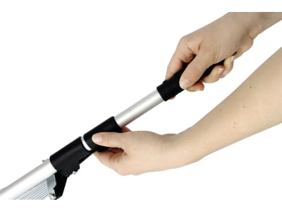KERBL Universalrechen 20 – 45 cm, Stiel Metall, teleskopierbar von 70 – 140 cm, 3210380 KERBL Universalrechen 20 – 45 cm, Stiel Metall, teleskopierbar von 70 – 140 cm, 3210380